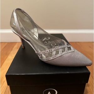 Adrianna Papell silver heels. Size 6